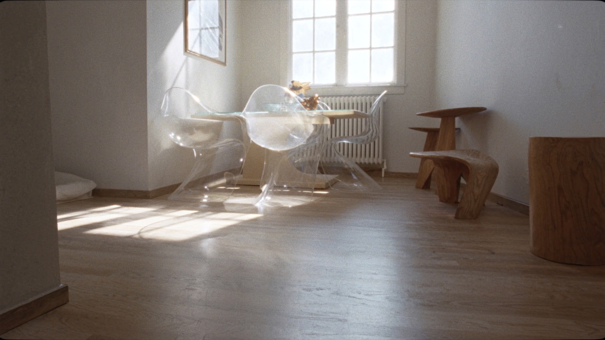 Ghost Chair Dining