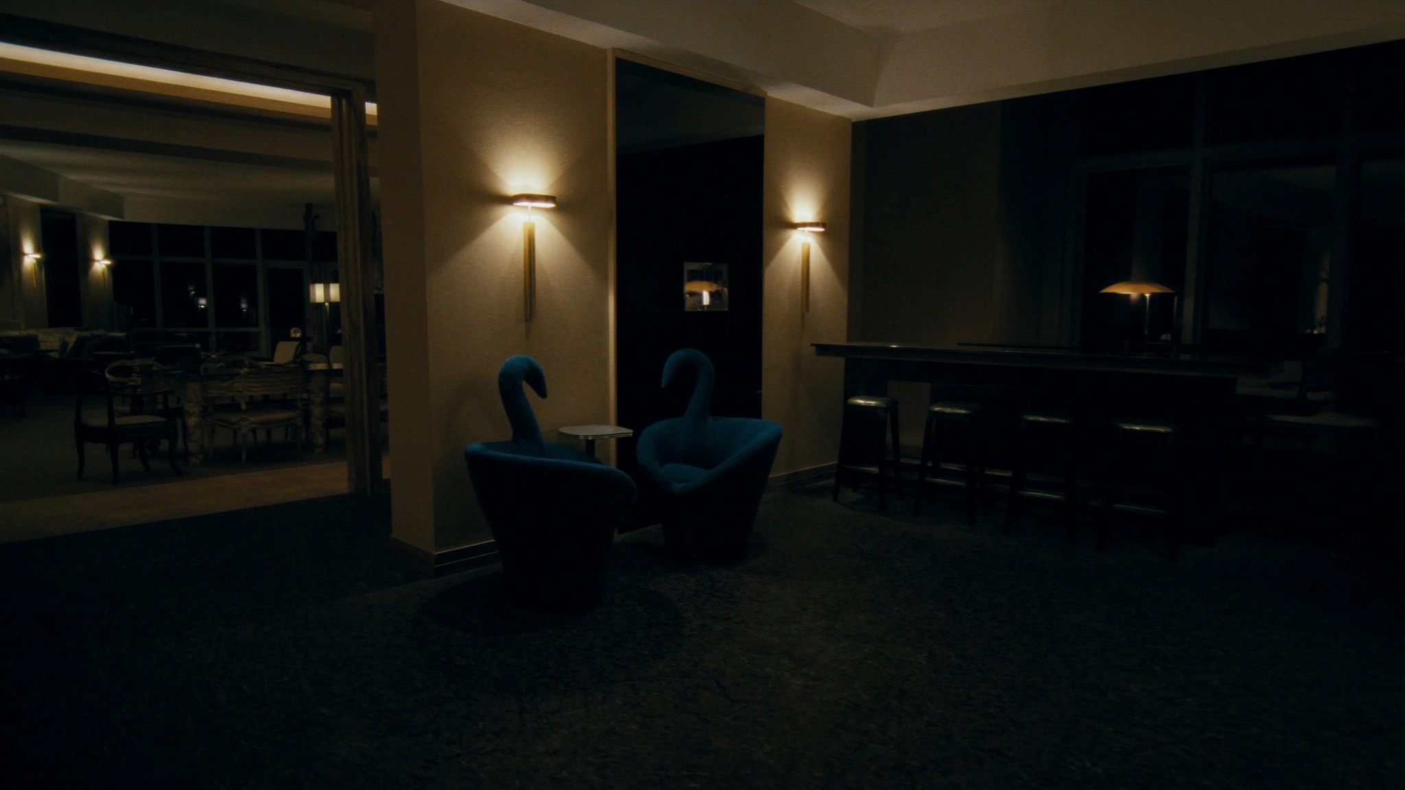 Swan Chairs Hotel